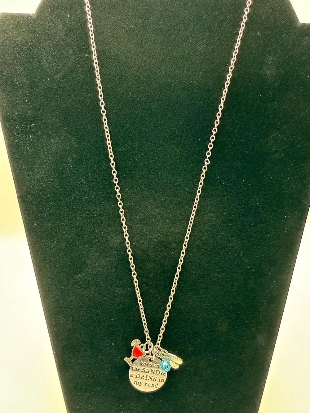 Silver Tone Engraved Round Charm Pendant Necklace
Cable Chain Beach Theme